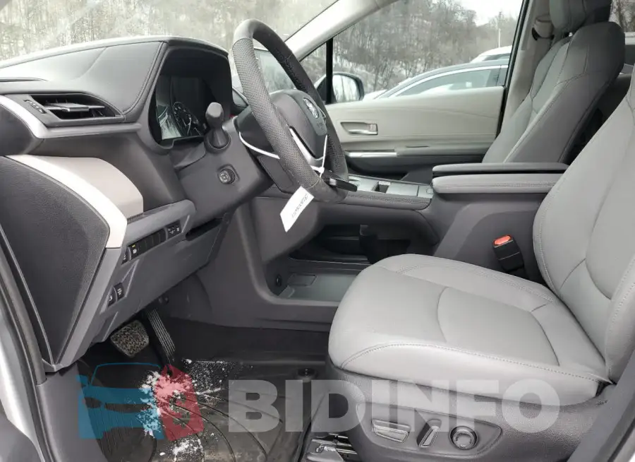 5TDZRKEC9RS215091 Photo# 7