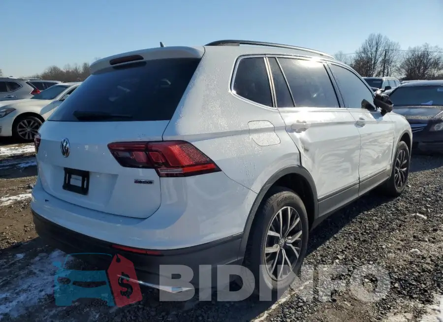 3VV2B7AX8KM163598 Photo# 3