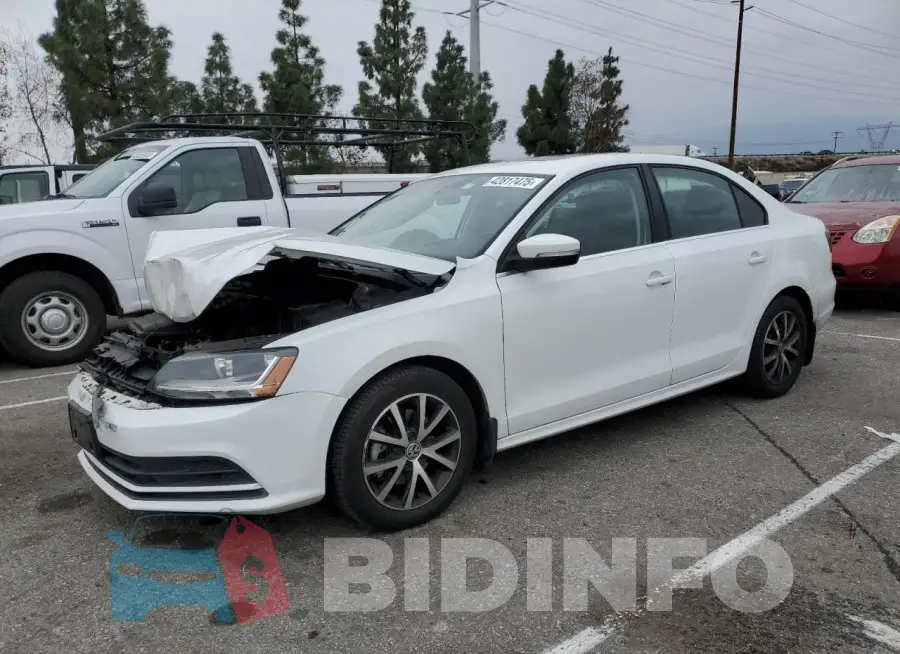 3VWDB7AJ8HM391917 Photo# 1