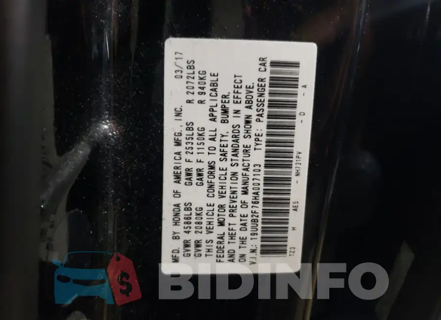 19UUB2F76HA007103 Photo# 12