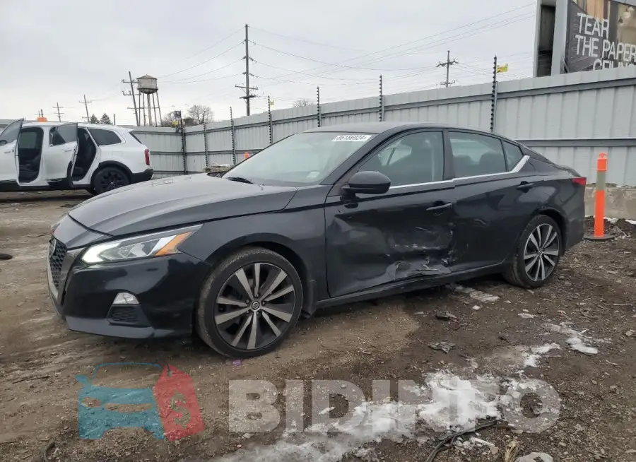 1N4BL4CW1KN321824 Photo# 1