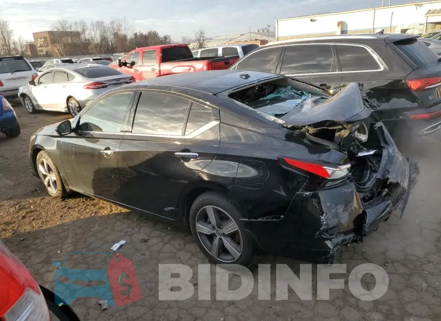1N4BL4DW6KC132046 Photo# 2