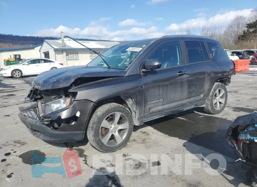 1C4NJDEBXGD598752 Photo# 1
