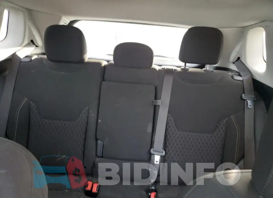 3C4NJDAB2LT218006 Photo# 10