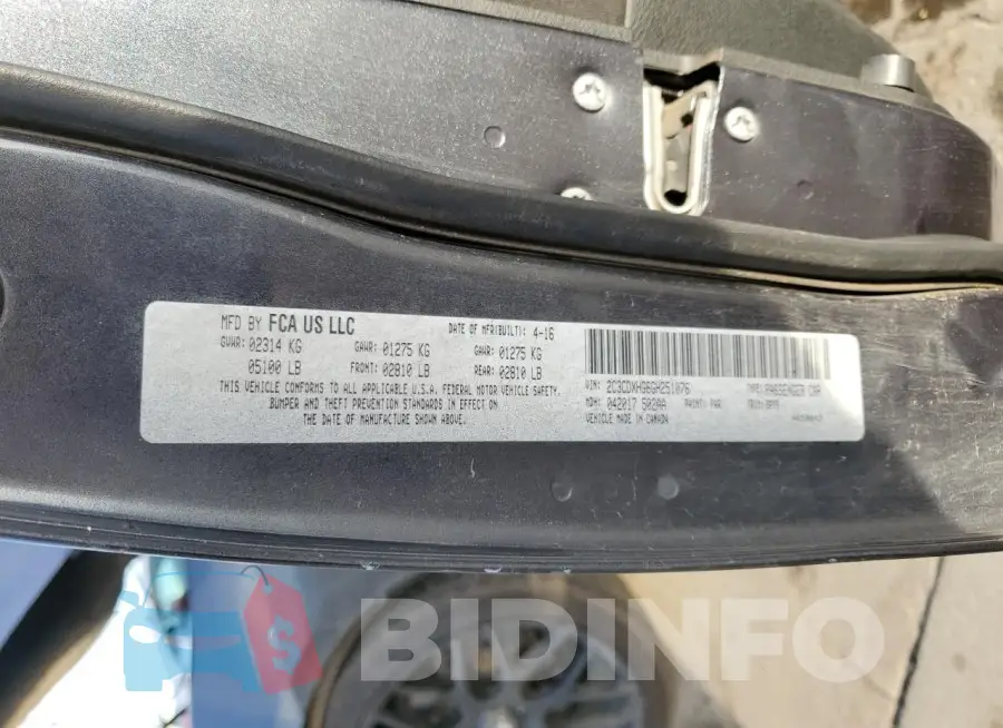 2C3CDXHG6GH251076 Photo# 12