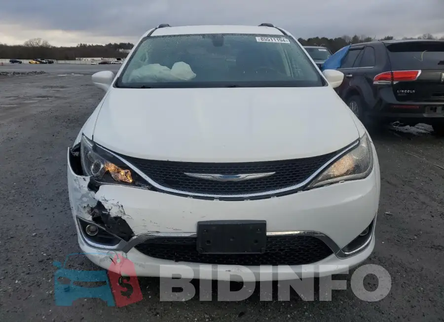 2C4RC1BG8JR204129 Photo# 5