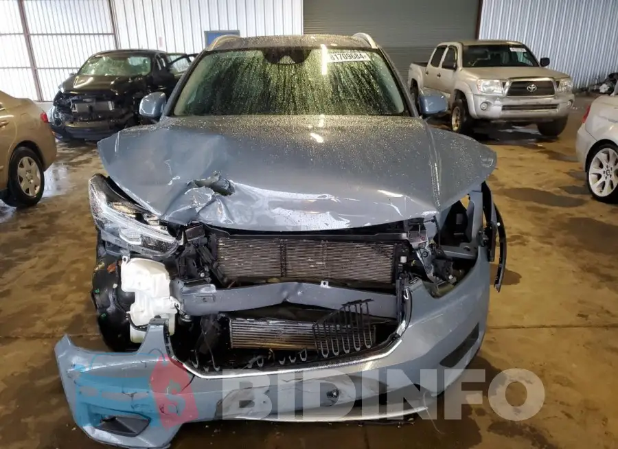 YV4162UK9M2423340 Photo# 5