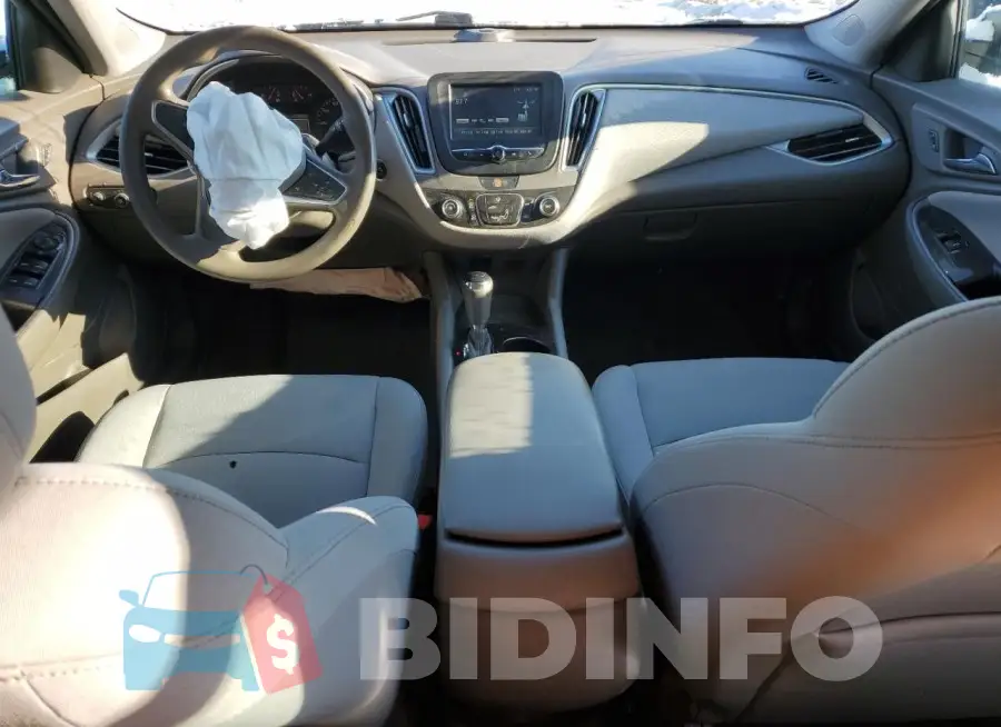 1G1ZB5ST5JF102018 Photo# 8