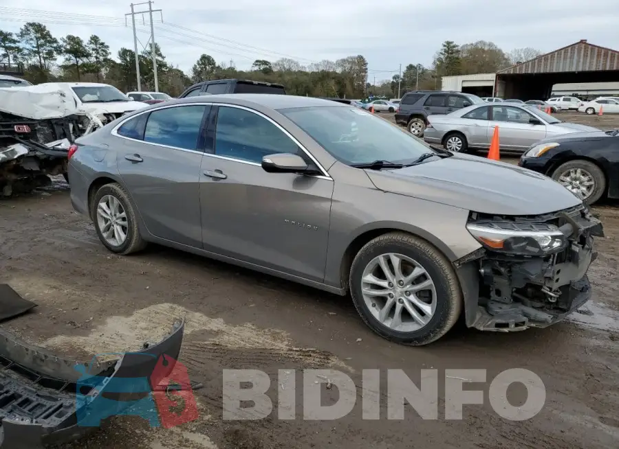 1G1ZD5ST3JF182753 Photo# 4