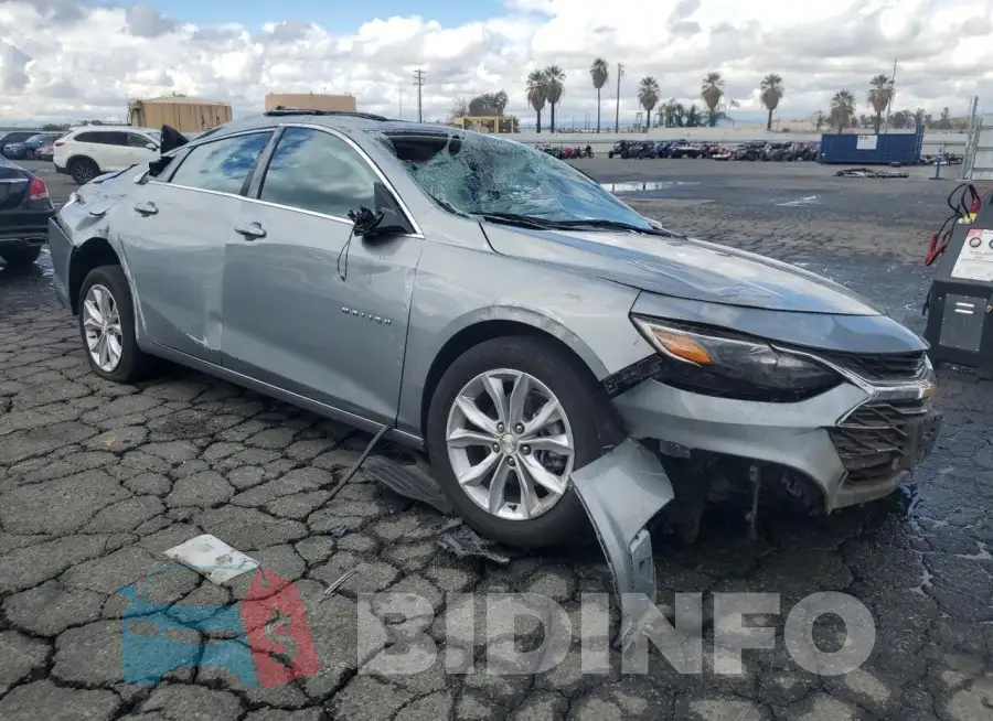 1G1ZD5ST5RF125532 Photo# 4