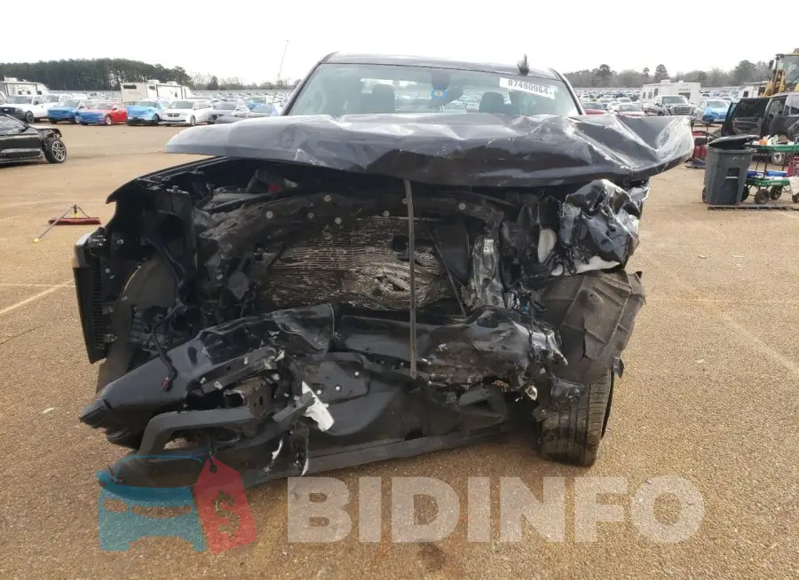 1GCPWBEF5LZ256866 Photo# 11