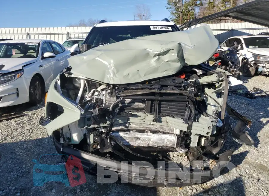 KL79MSSL8RB201819 Photo# 5