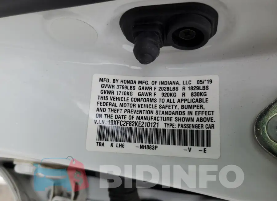 19XFC2F82KE210121 Photo# 12