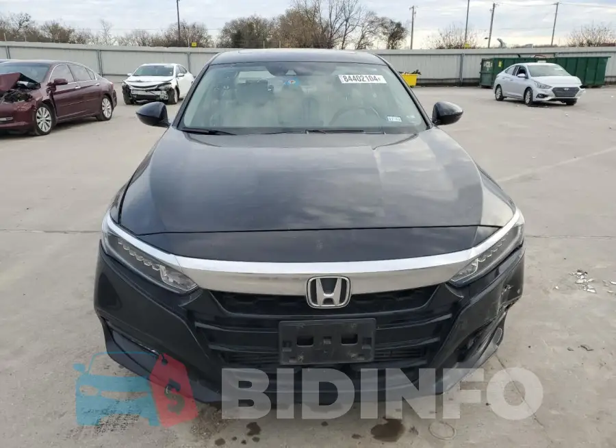1HGCV2F58JA043348 Photo# 5