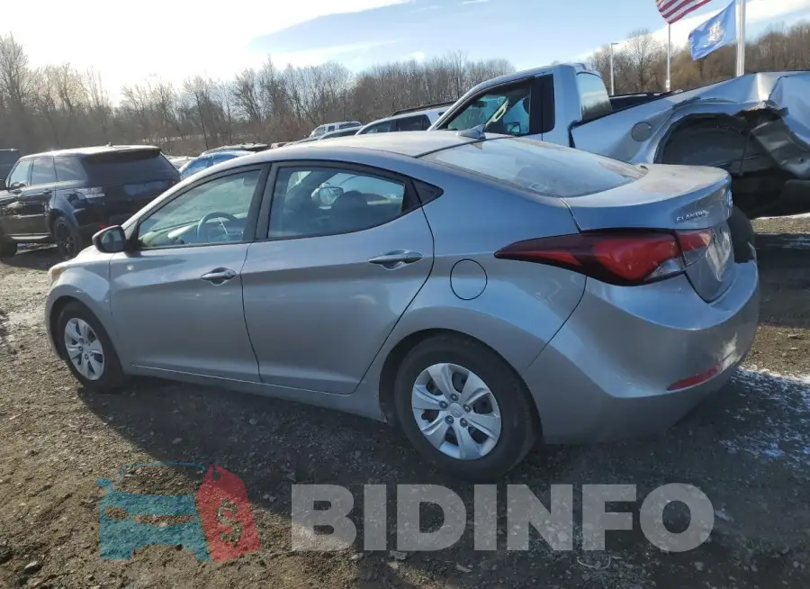 5NPDH4AE4GH681627 Photo# 2
