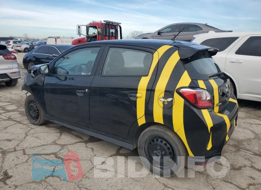 ML32AUHJ3NH007725 Photo# 2