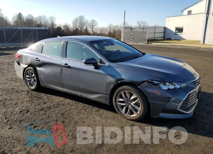 4T1JZ1FB5NU079332 Photo# 4