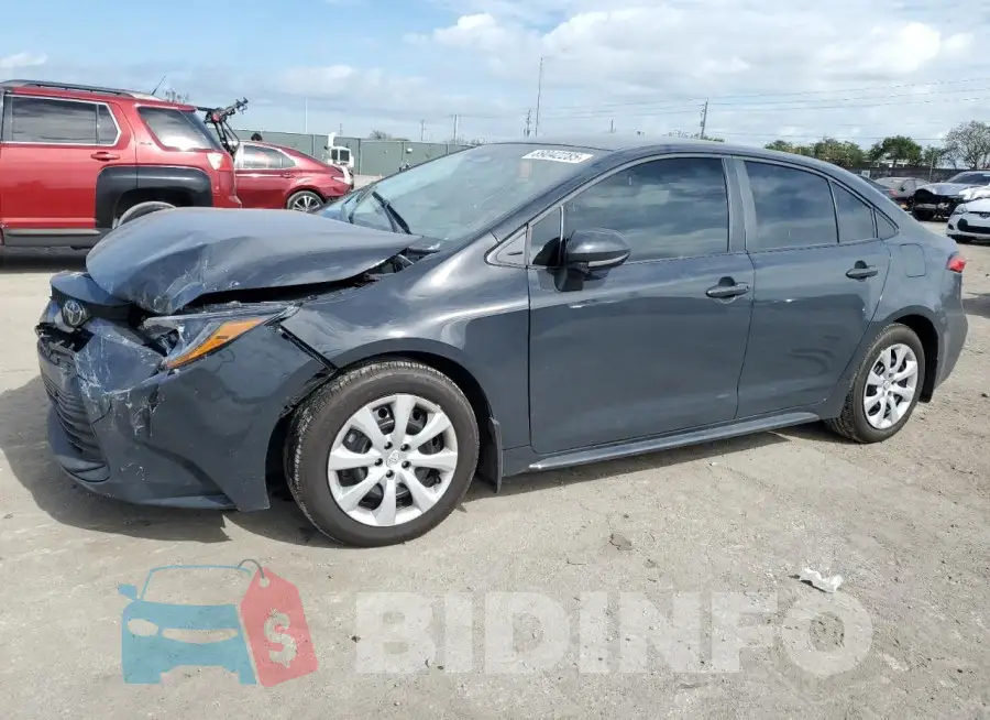 5YFB4MDE8SP233613 Photo# 1