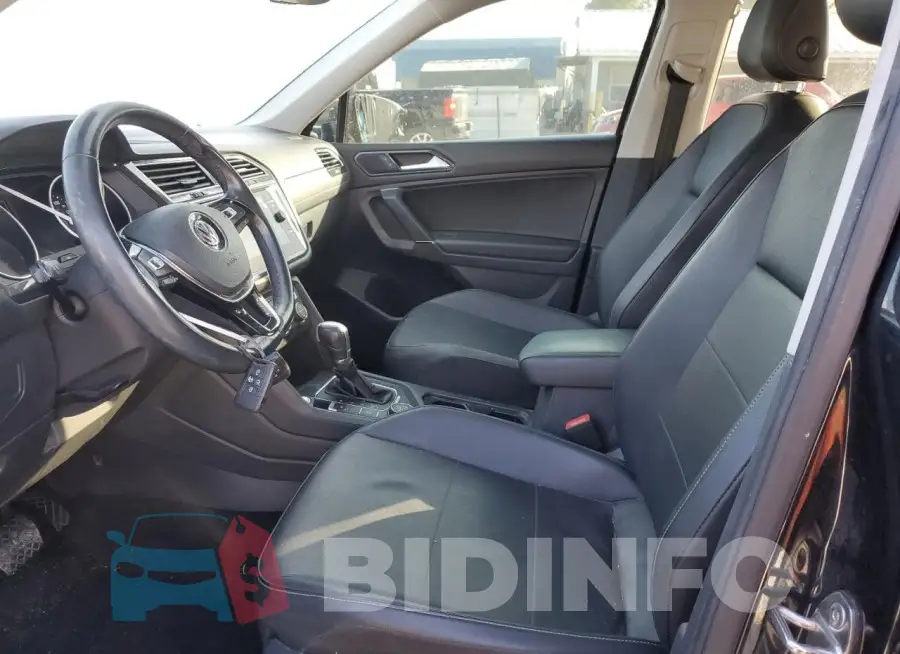 3VV2B7AX5JM112249 Photo# 7