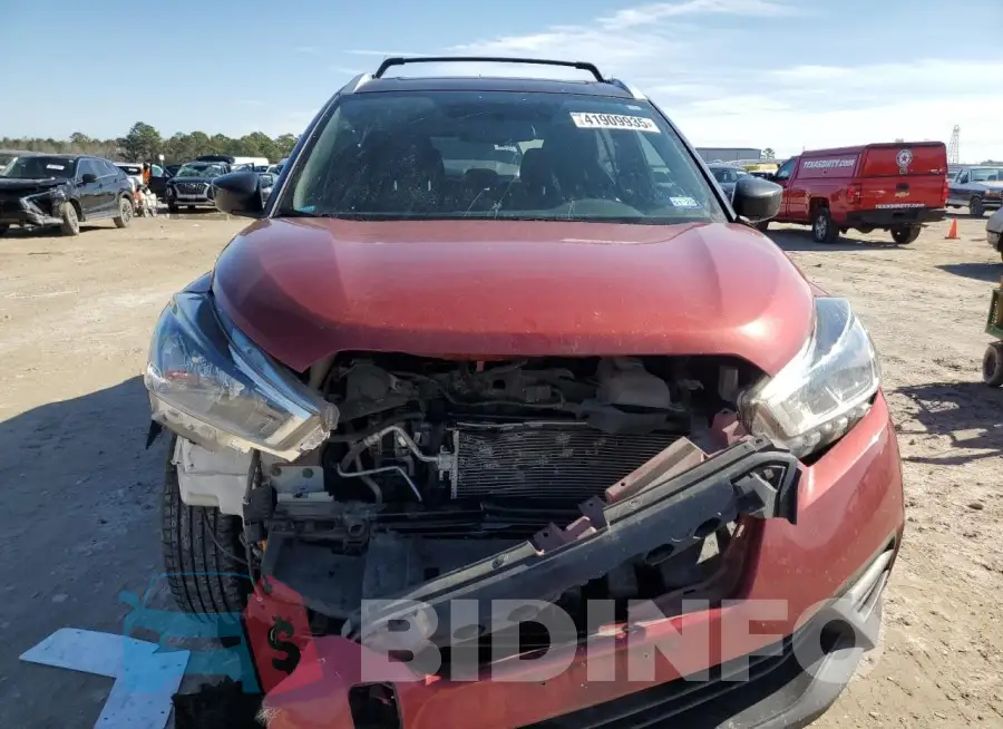 3N1CP5CU3JL527509 Photo# 5