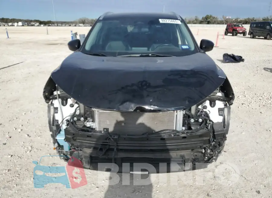 5N1BT3BA9PC903338 Photo# 5