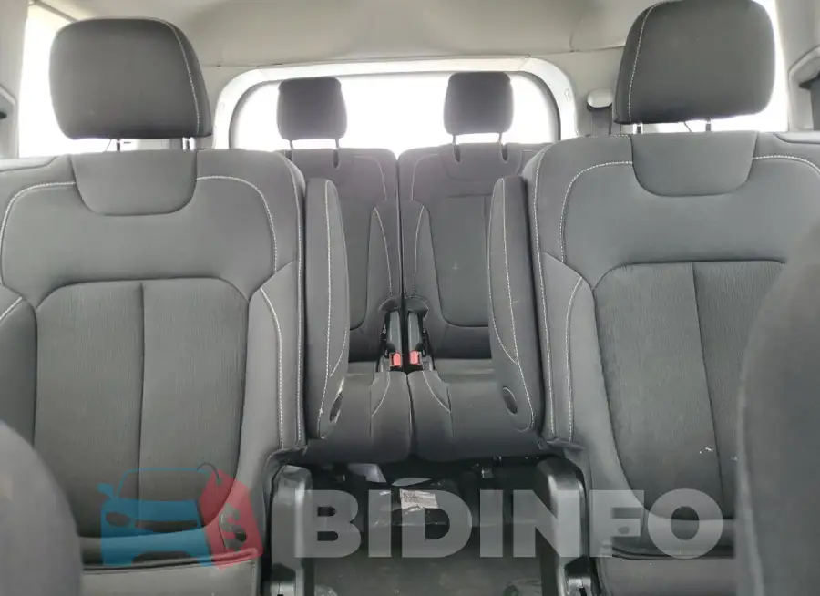 1C4RJJAG8N8635580 Photo# 10
