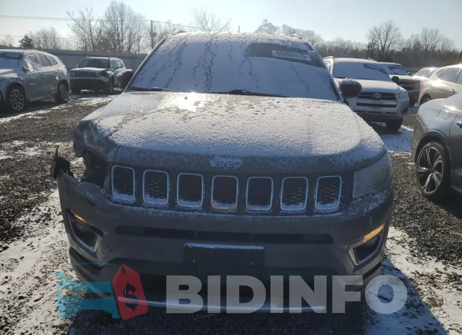 3C4NJDCB4LT137036 Photo# 5