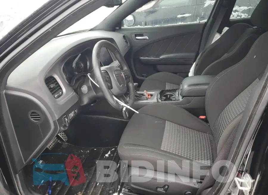 2C3CDXMG2PH567032 Photo# 7