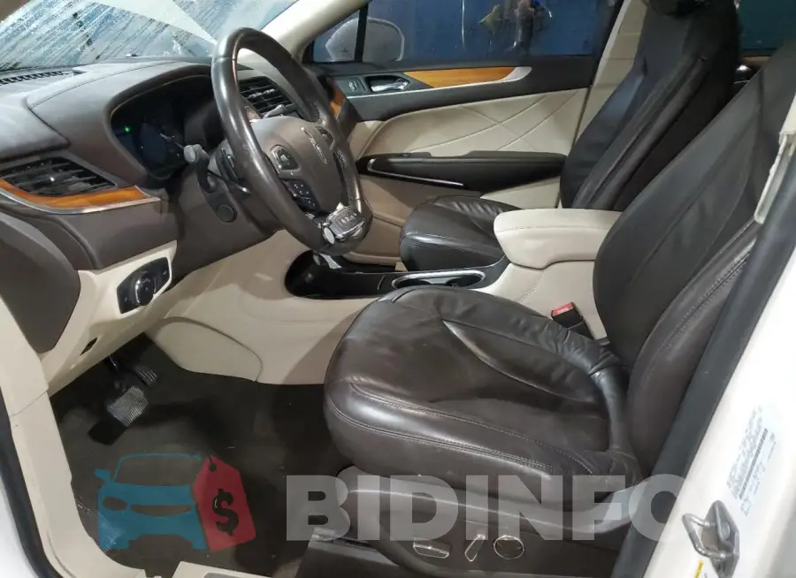 5LMCJ2D90KUL38775 Photo# 7