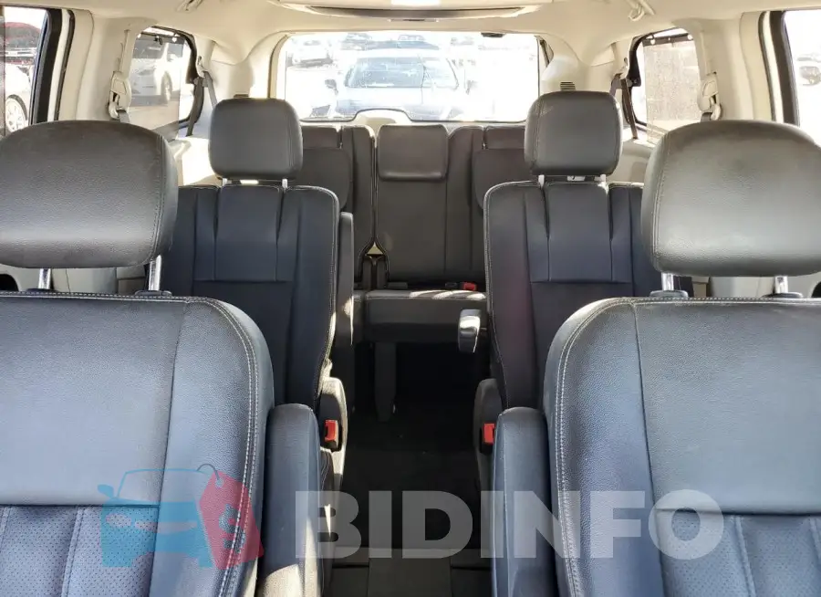 2C4RC1CG5GR302963 Photo# 10