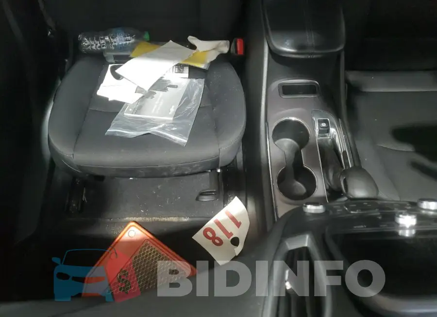 1G1ZD5ST9NF195240 Photo# 8