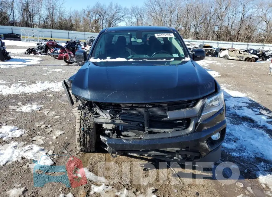 1GCGTDE37G1244880 Photo# 5