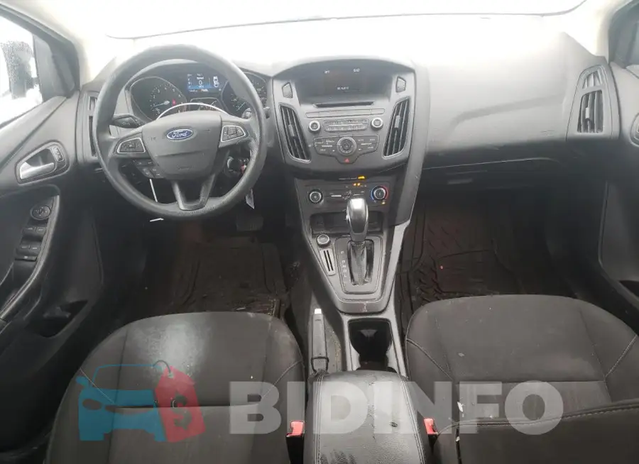 1FADP3F24GL375458 Photo# 8