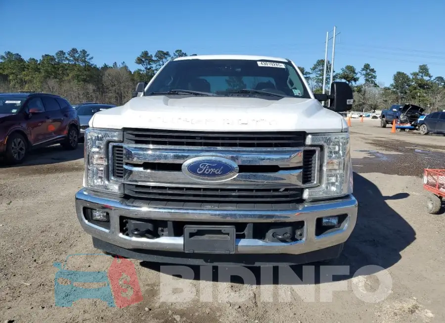 1FT7X2A62HEC11076 Photo# 5