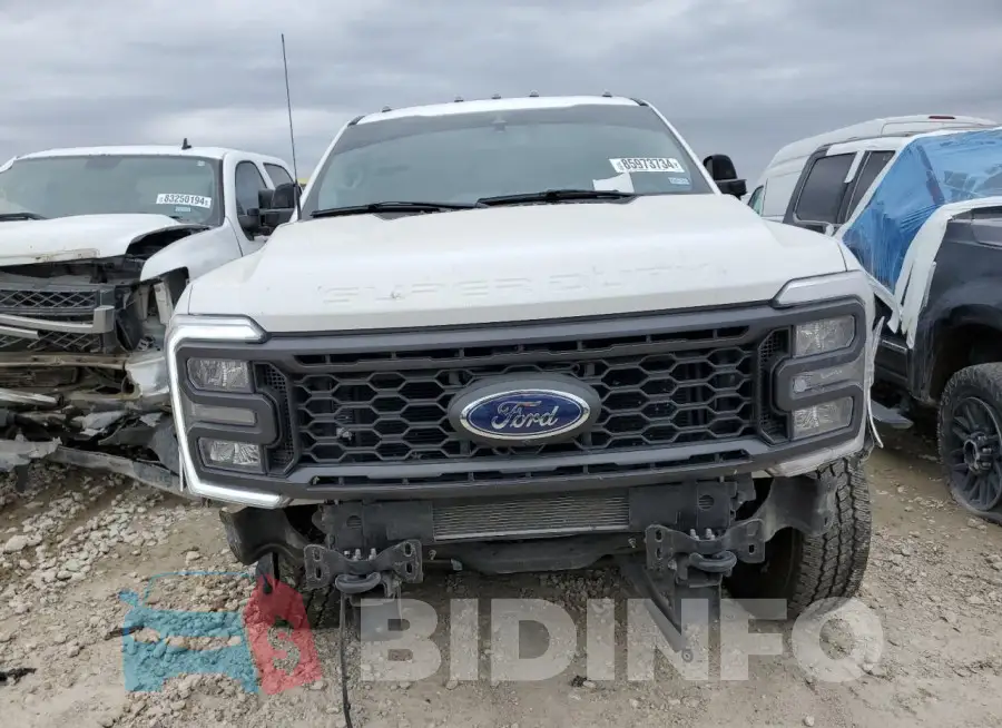 1FT8W3BT2REC91160 Photo# 5