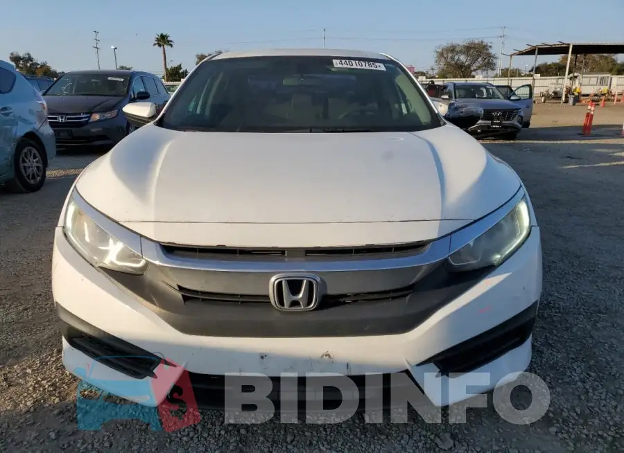 19XFC2F53HE218226 Photo# 5