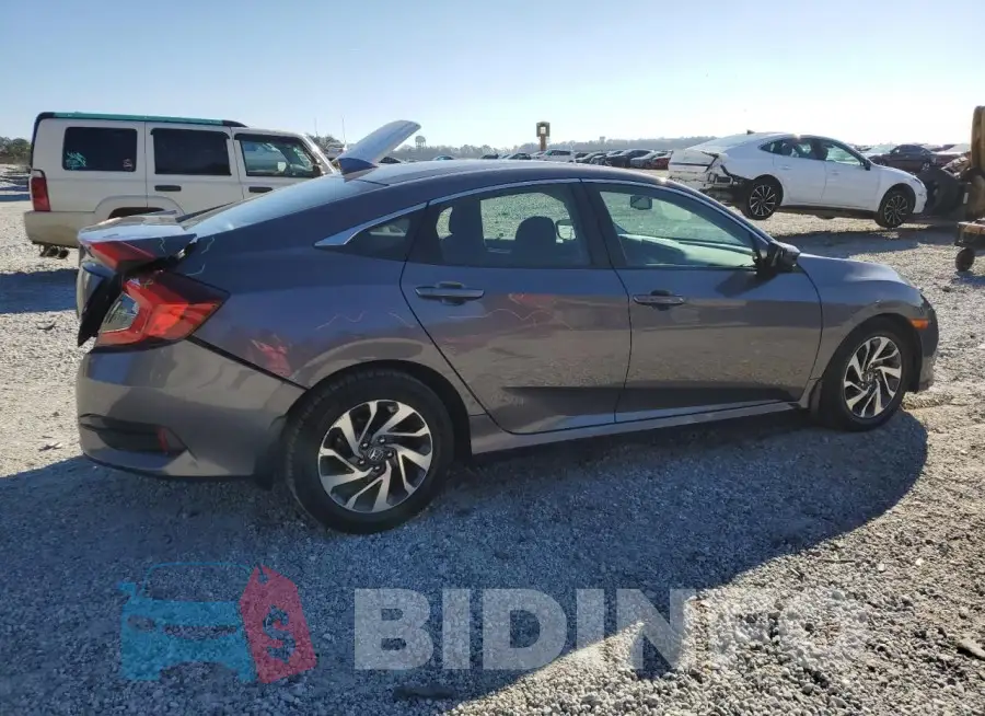 19XFC2F72HE014003 Photo# 3