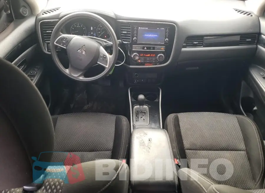 JA4AD2A32KZ015427 Photo# 8