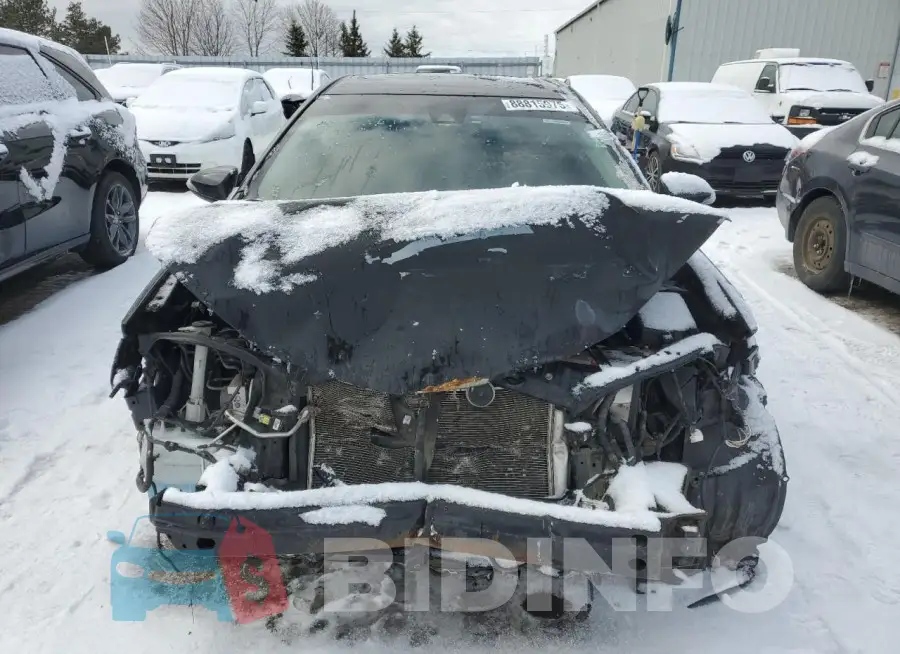 2T1BURHE2JC071614 Photo# 5