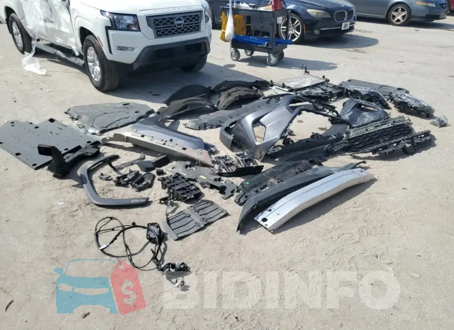 2T3C1RFV8PC226067 Photo# 13