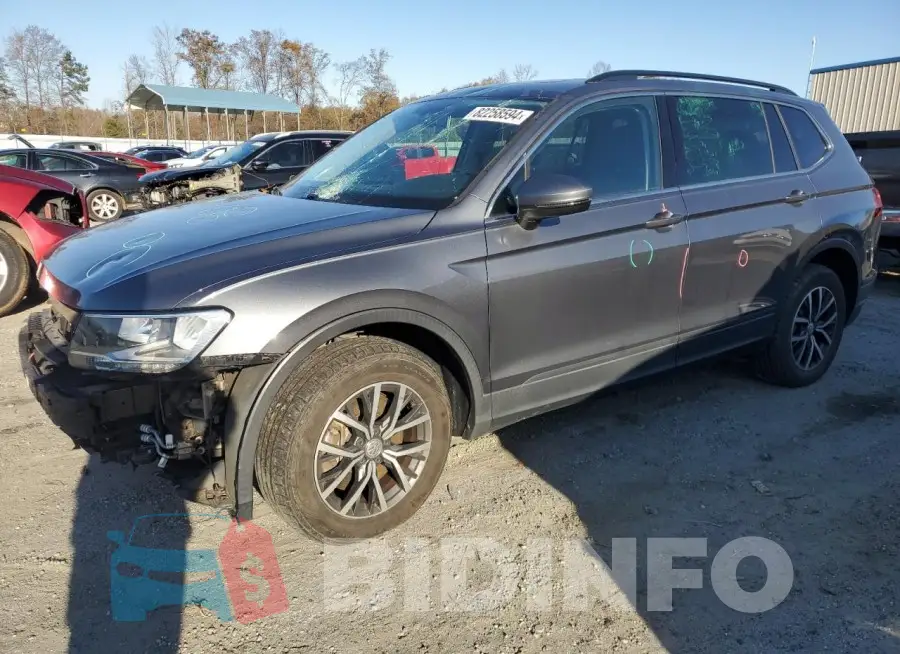 3VV3B7AX7KM124067 Photo# 1