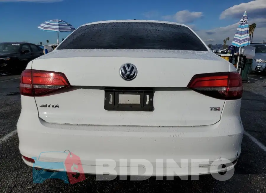 3VW2B7AJ5HM263562 Photo# 6