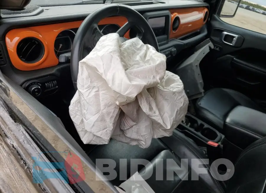 1C6JJTAM6ML612705 Photo# 8