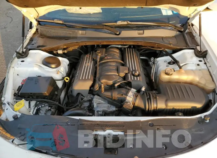 2C3CDXGJ5KH630818 Photo# 11