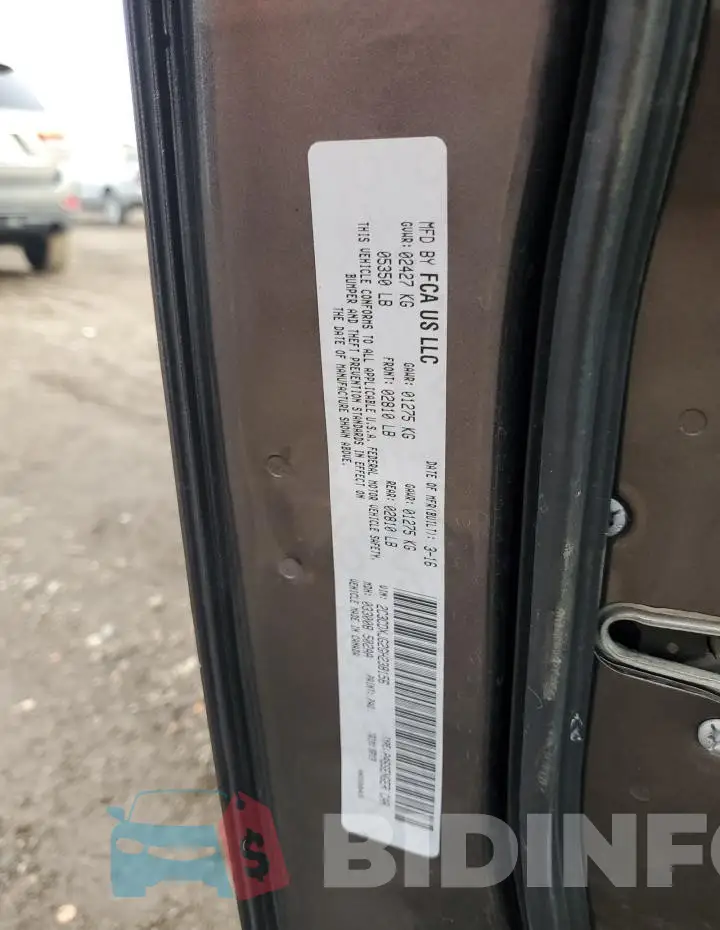 2C3CDXJG2GH238156 Photo# 12