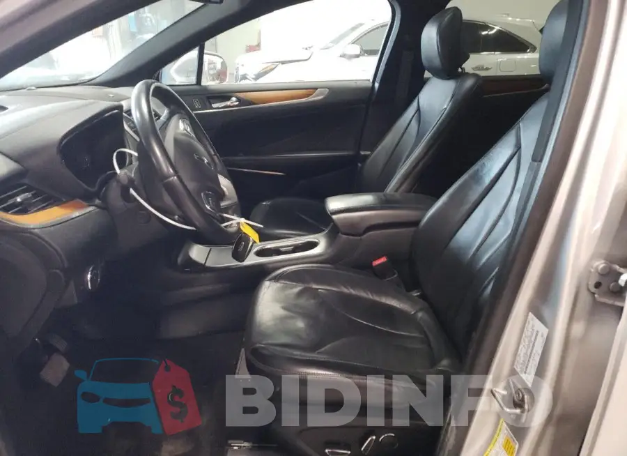 5LMCJ3D93KUL22446 Photo# 7