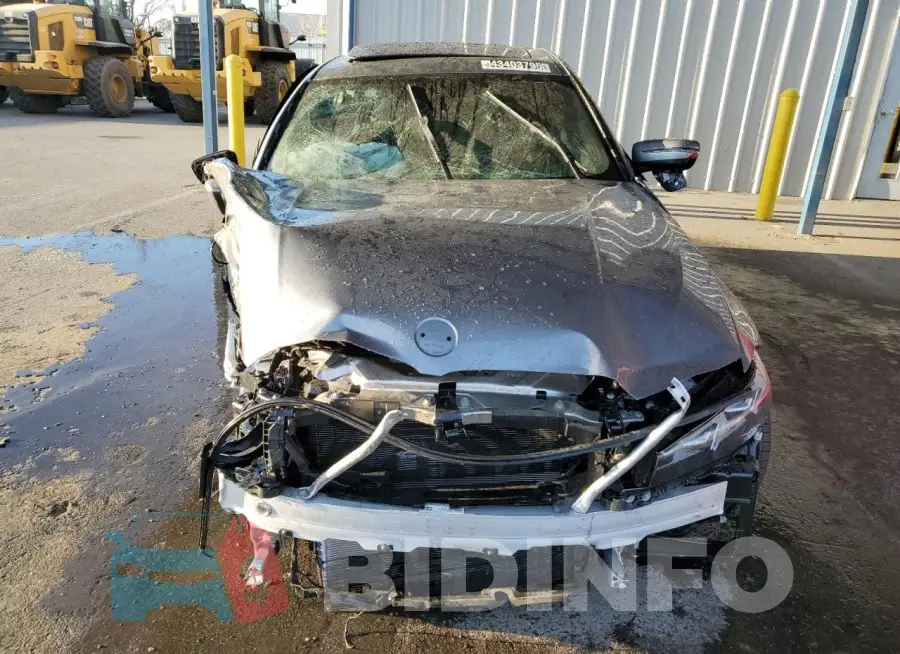 3MW69FF03R8E77127 Photo# 5