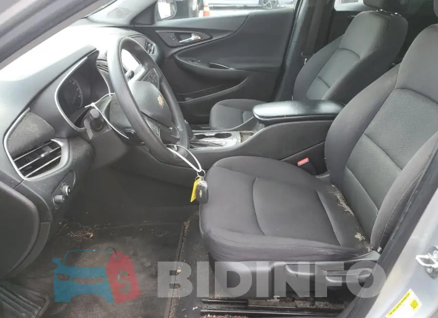 1G1ZB5ST4HF188089 Photo# 7