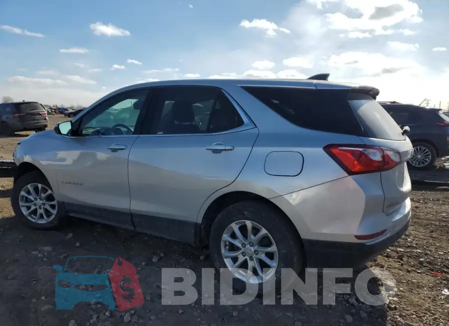 2GNAXTEV5L6182609 Photo# 2