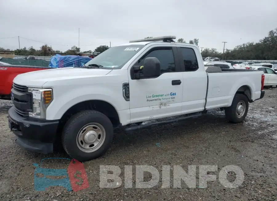 1FT7X2A60JEB41714 Photo# 1